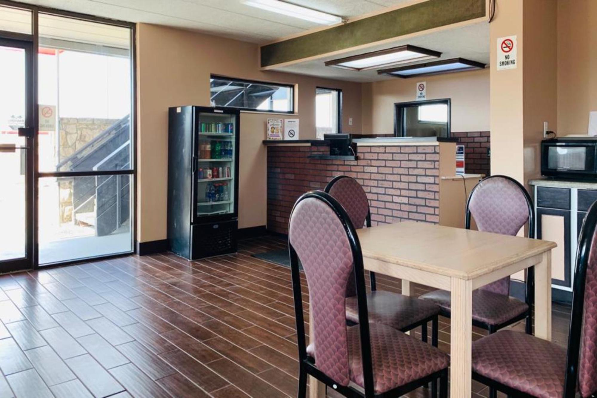 Economy Inn Of Холланд Экстерьер фото