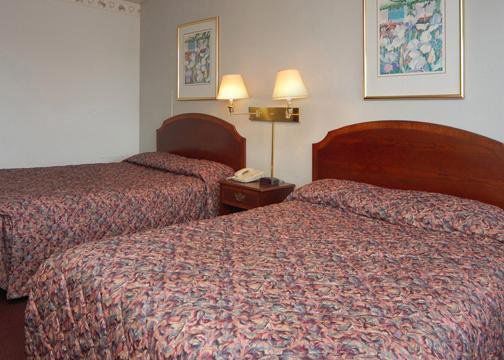 Economy Inn Of Холланд Номер фото