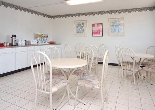 Economy Inn Of Холланд Ресторан фото